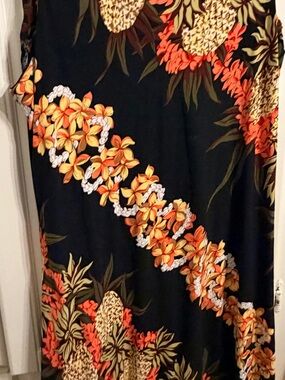 Made in Hawaii - dress med Black with Orange & Yellow Bloom
